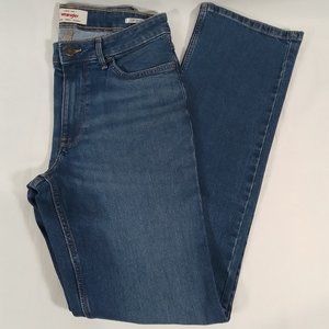 Women's Wrangler High Rise True Straight Leg Jean-Ocean Medium